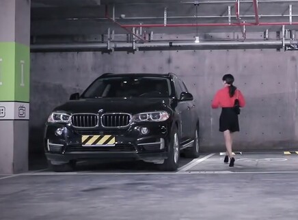 女性独自出行如何自我保护？