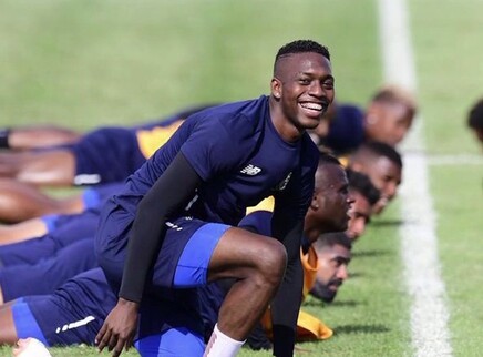 巴拿马全队身价不如替补门将