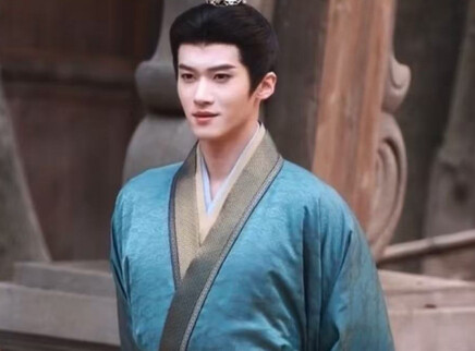 闫桉《嫁金钗》片场路透