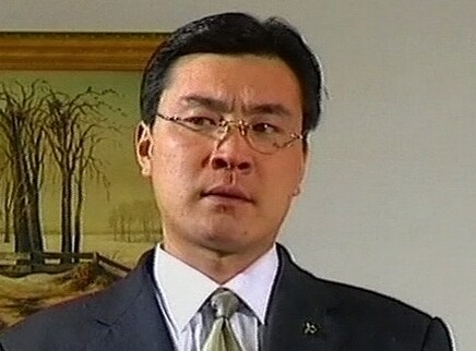 一路追踪 15集