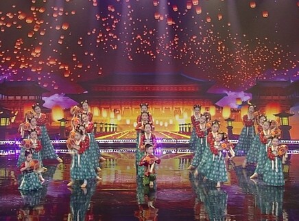 湖南经视&ldquo;向上少年&rdquo;大联欢 30集